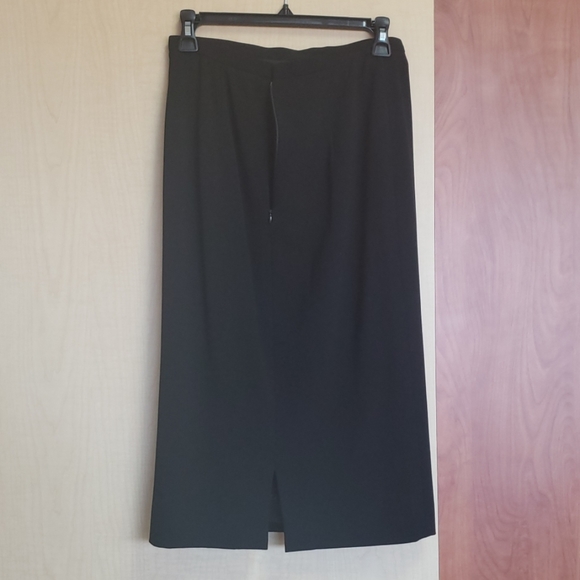 Valentino Boutique Two Piece Suit - Picture 6 of 8